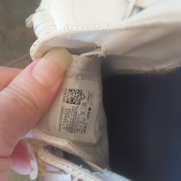 Sperry White Leather Sneakers  Size 7.5 - Picture 4 of 8